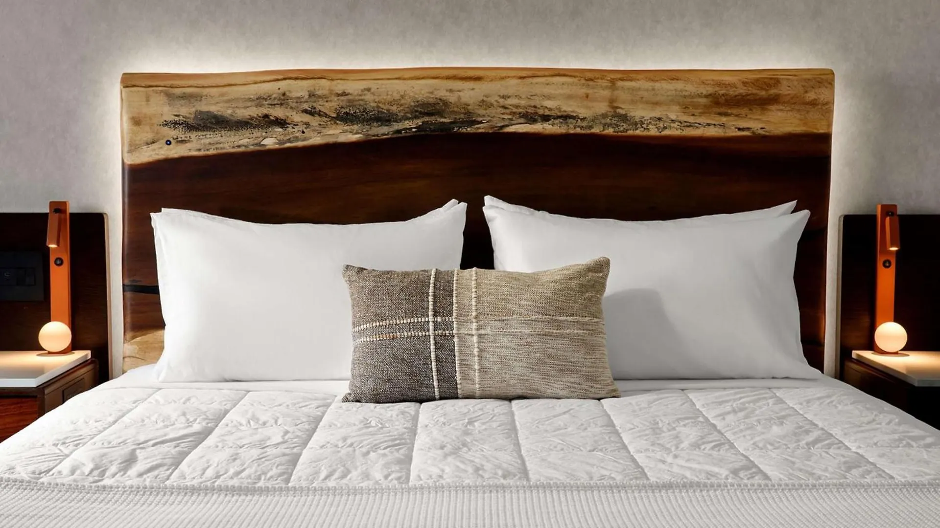 Sanctity Hotel Rancho Cucamonga, Tapestry Collection Hilton